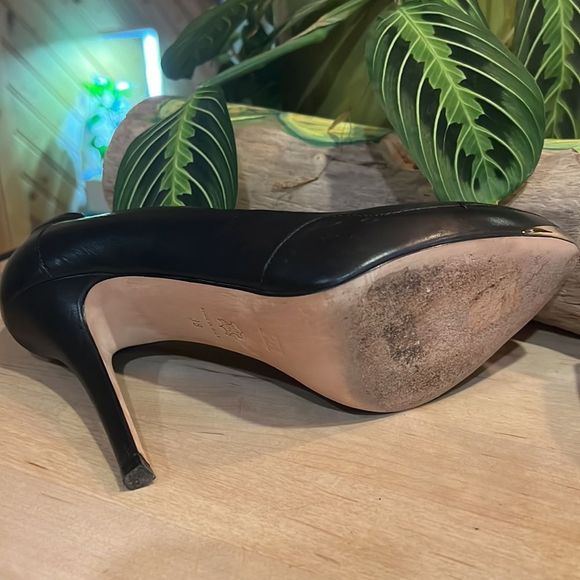 Escada black and gold leather heels - Picture 11 of 14